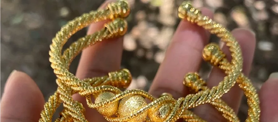 Bangles Bracelet in Gold